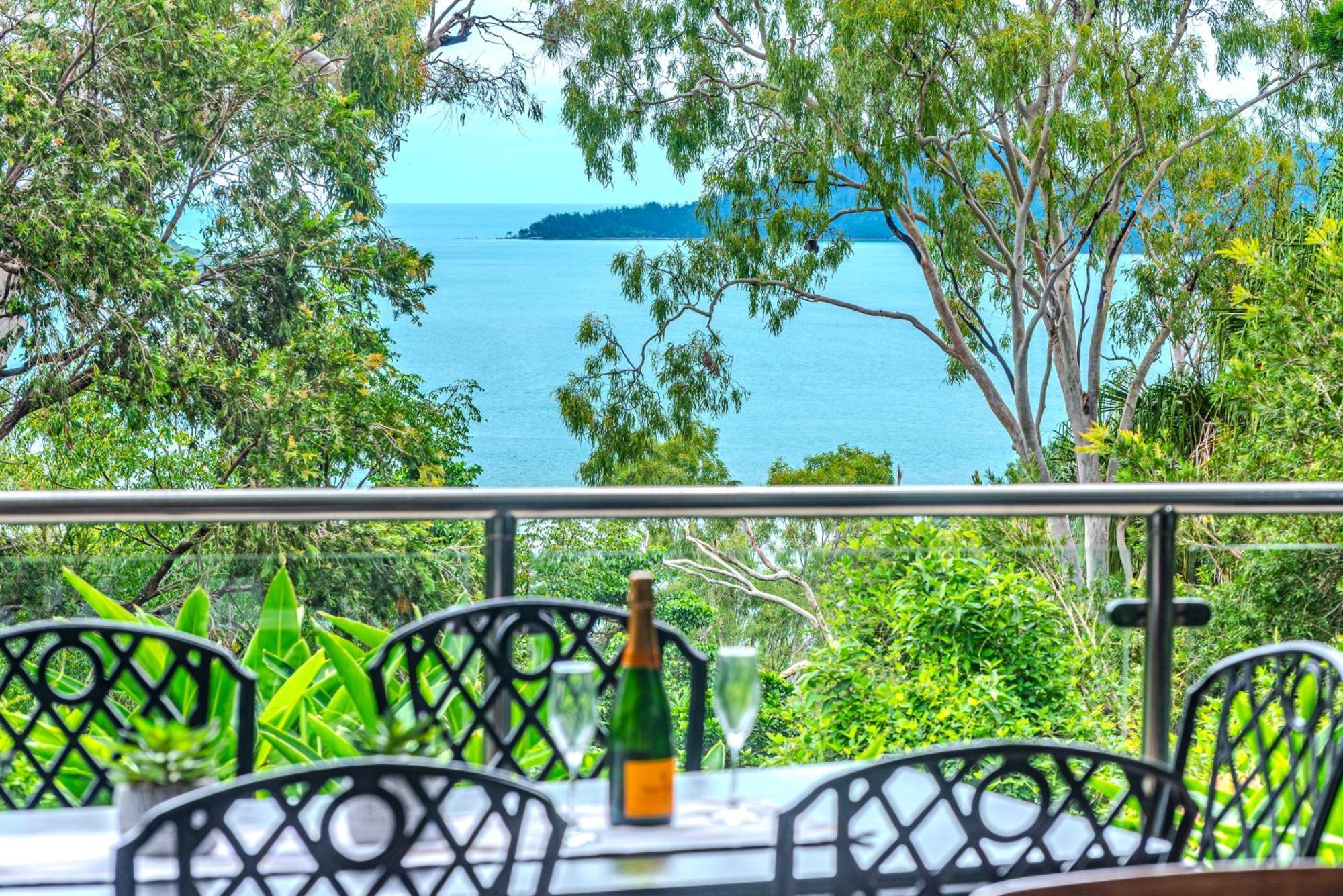 Pinnacle Apartments On Hamilton Island By Hiha Exterior photo